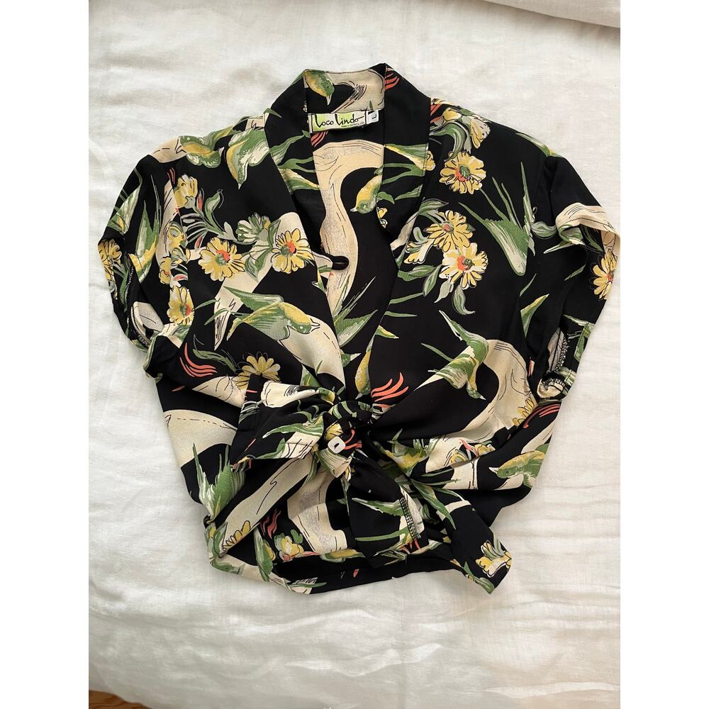 Loco Lindo Black Floral Birds Hawaiian Style Rayon Button Up Blouse